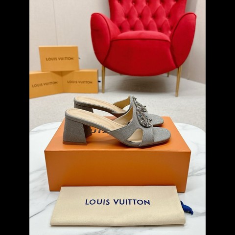 lv 슬리퍼