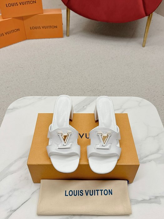 lv 슬리퍼