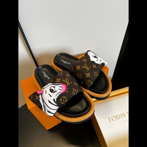 lv 슬리퍼